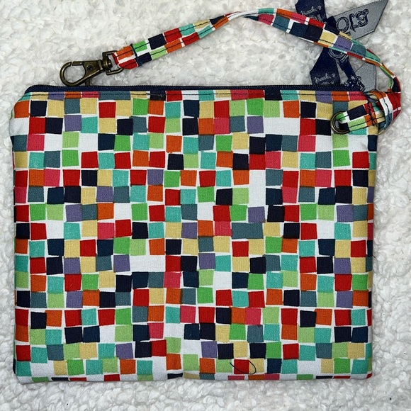 Iota Chic "Mosaic" 3-piece Tote Travel Bag Set Black Exterior - Picture 12 of 12